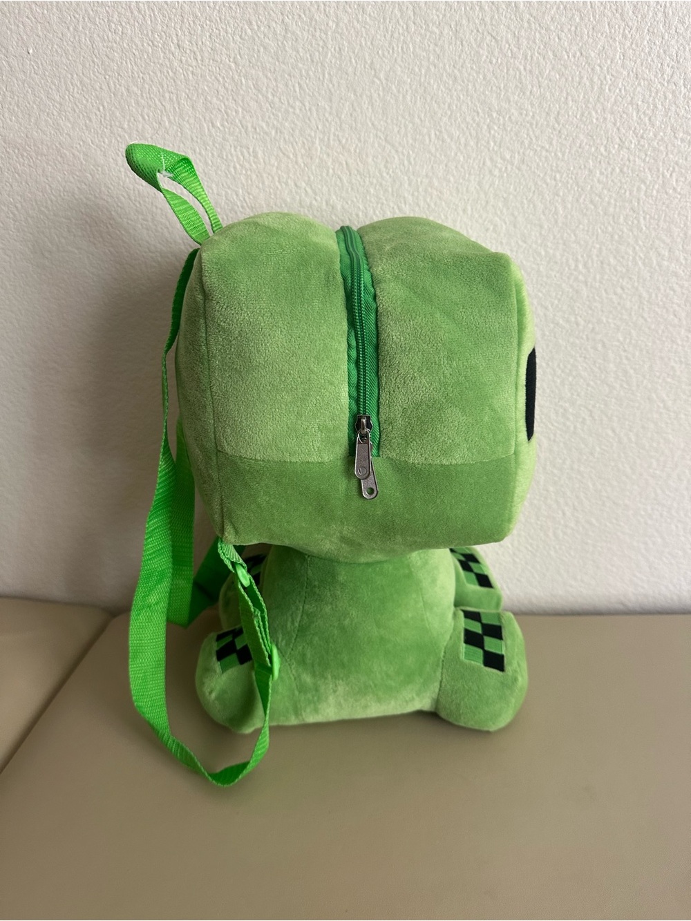 NWOT Minecraft creeper backpack - Picture 2 of 4